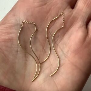14K Gold Curve Threader Earrings